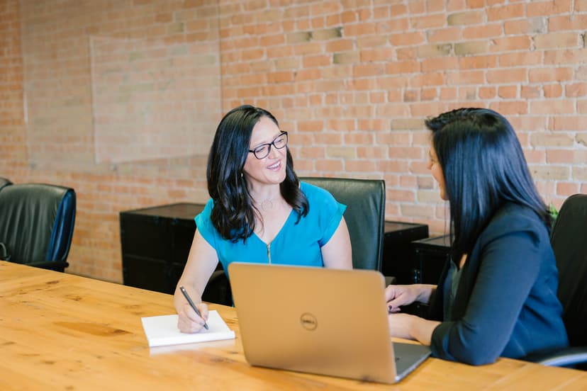 Shopify vs WooCommerce: The Enterprise Blueprint for Cross-Border Selling